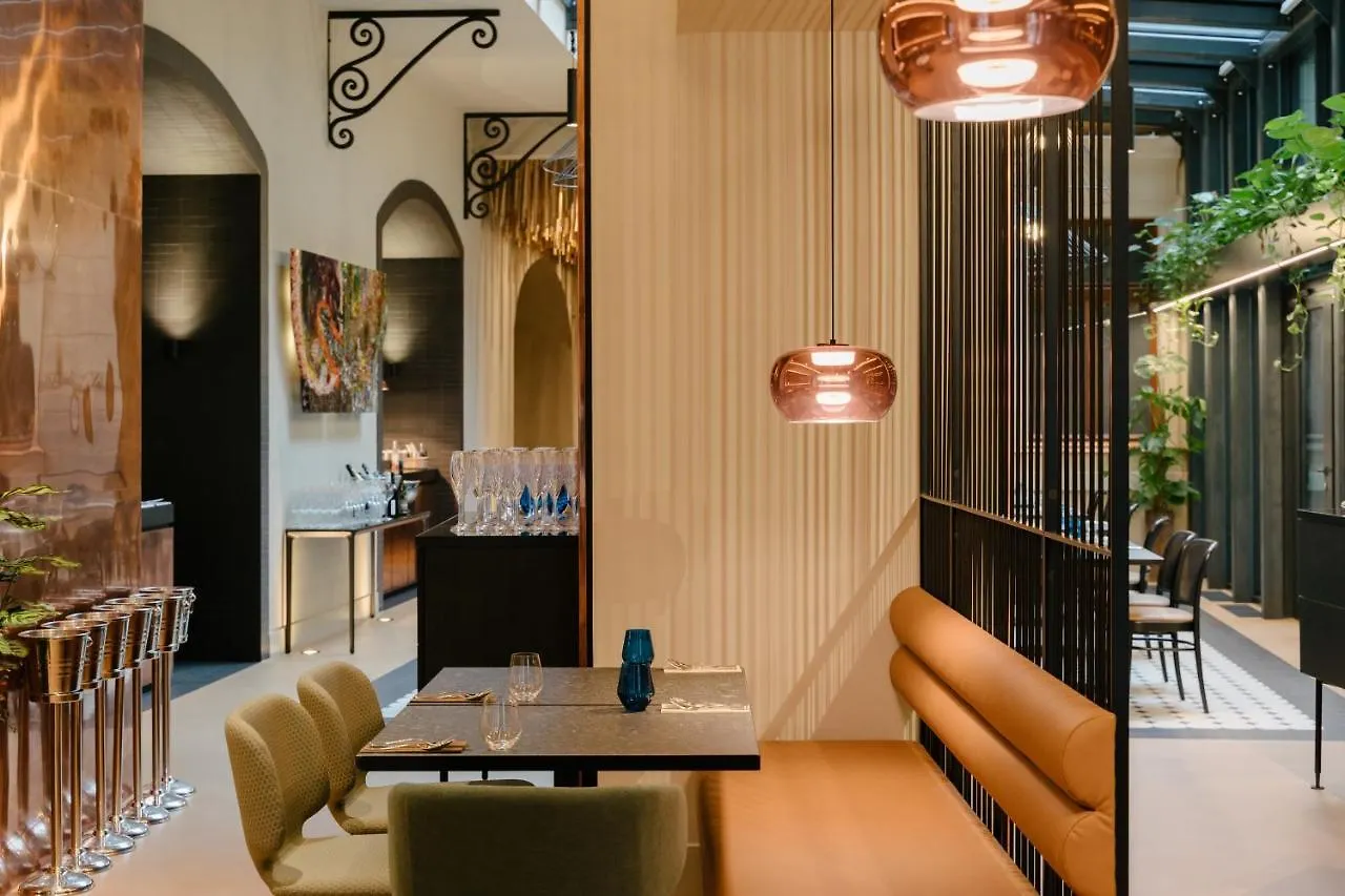 פראג Orea Place Seno מלון